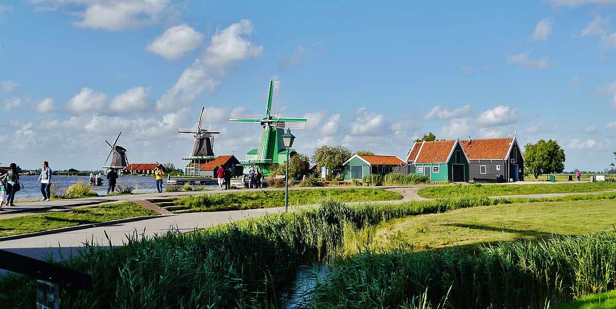 Read Cruise Back in Time into the Heart of Dutch History at Zaanse Schans